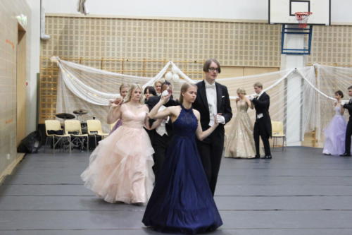 Wanhojen-tanssit-20220429 011