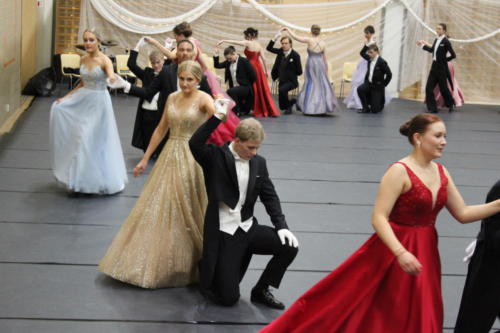 Wanhojen-tanssit-20220429 032